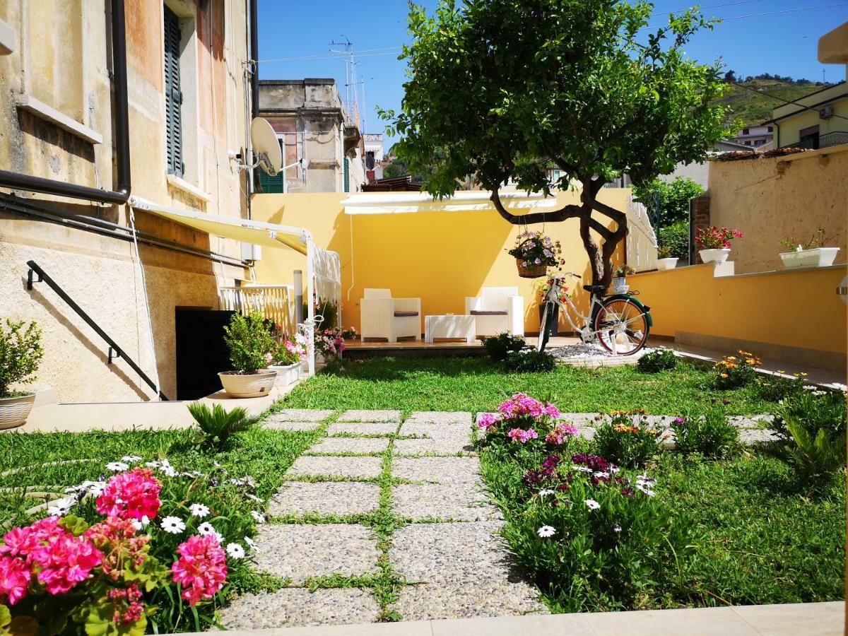 Don Francisco Rooms Tropea Exterior foto